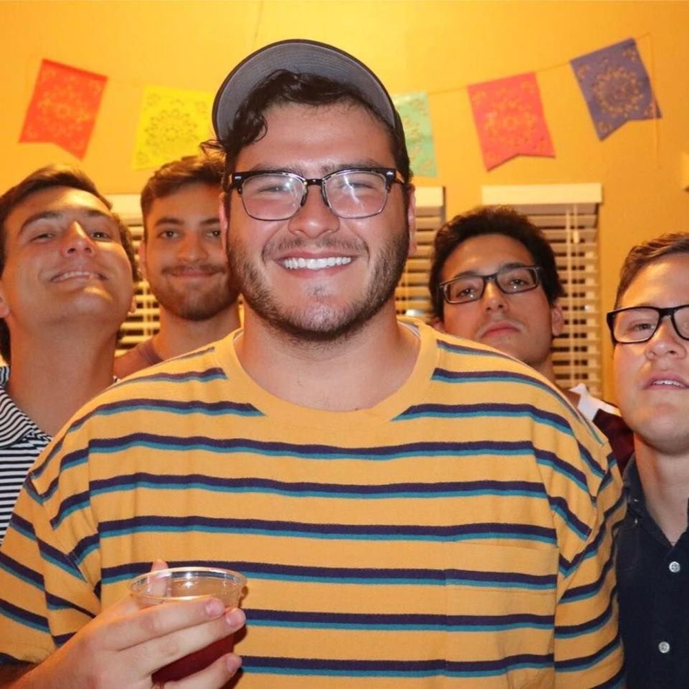 Meet your Posher, Jose